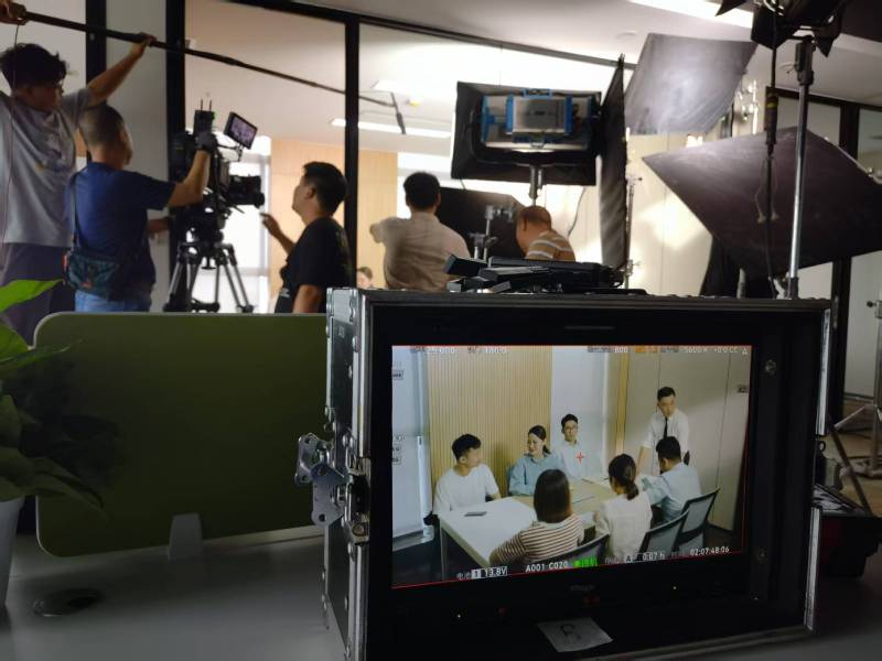 武义县TVC拍摄公司：科技产品视觉化大师，诠释未来感与功能美学